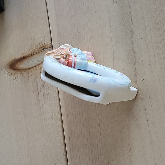 1988 Mrs. Rabbit Beatrix Potter F. Warne Co. Porcelain Picture Frame - Picture 7 of 7